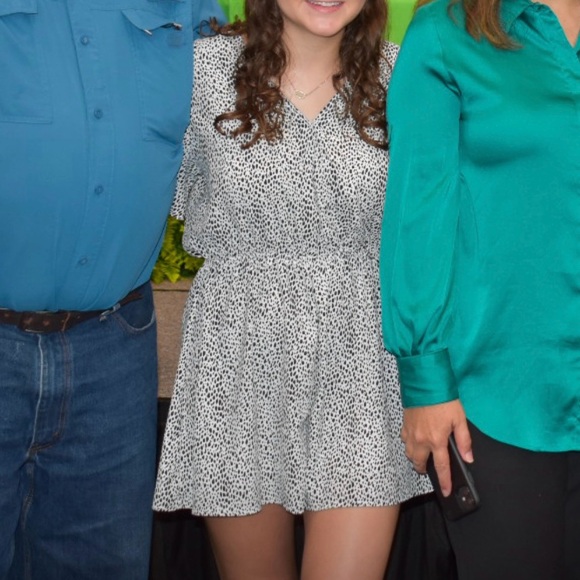 Umgee Women's Black and White Patterned Romper - Picture 2 of 4